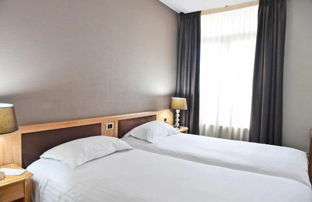 Le Grand Hotel-1