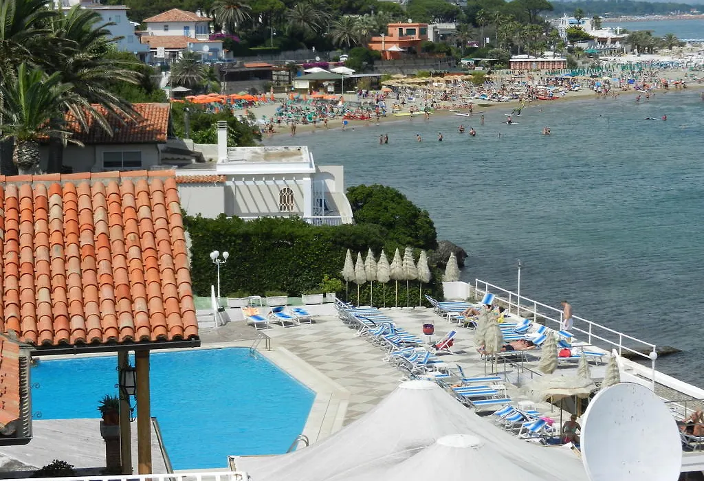 Hotel Ristorante Maga Circe-1