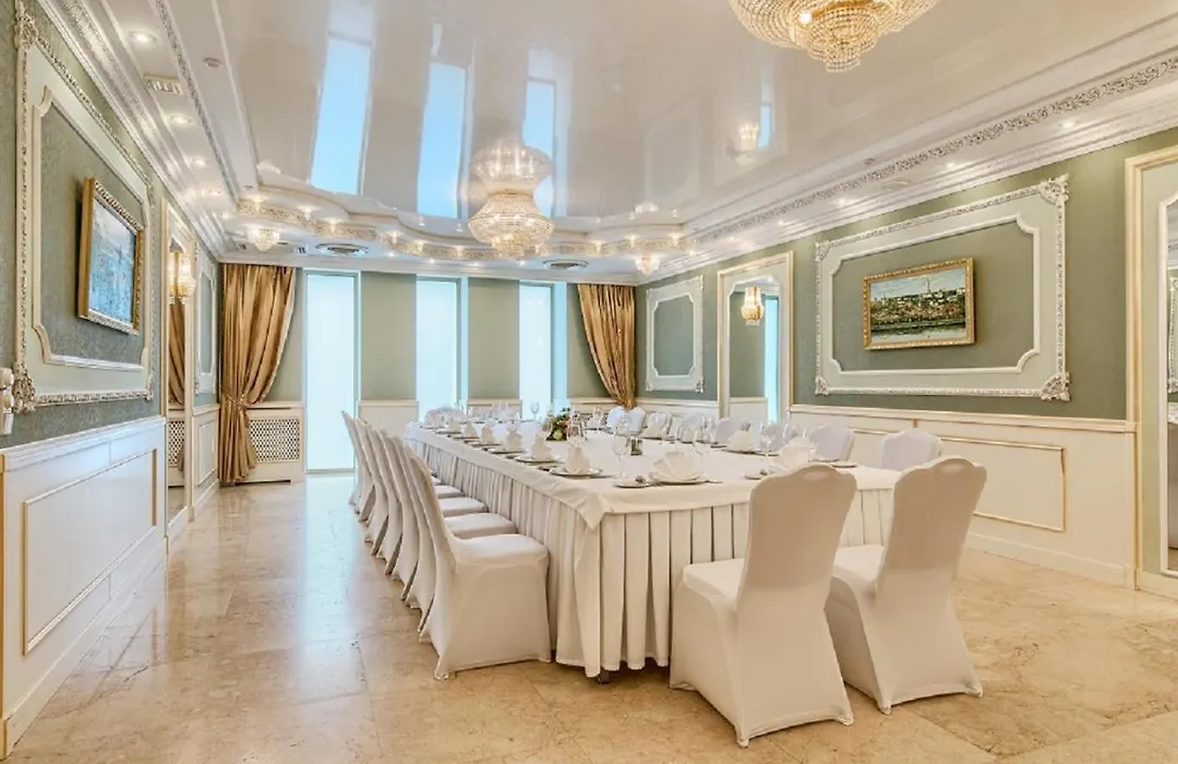 President Hotel-1