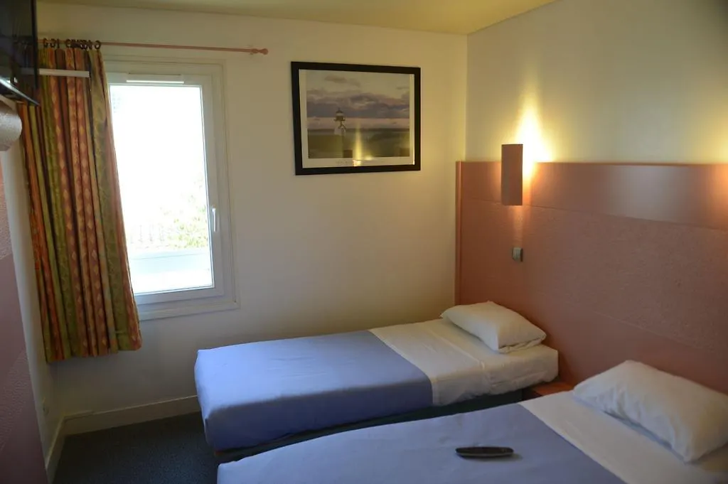 Contact Hotel La Rochelle-1
