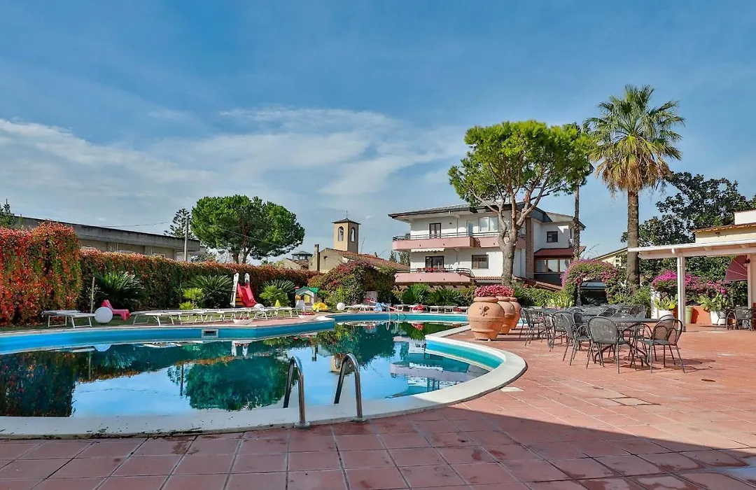 Hotel Delfa-1