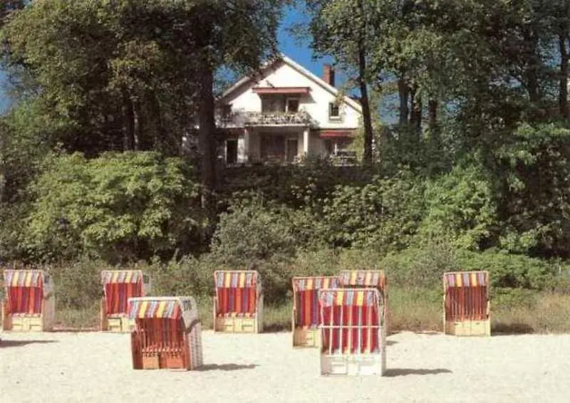 Haus Am Hang Pension Garni-1