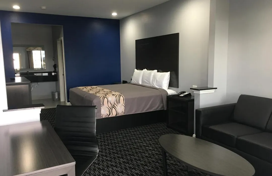 Platinum Inn And Suites-1