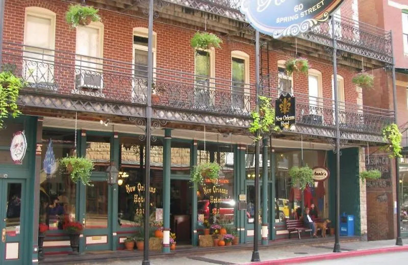 New Orleans Hotel Eureka Springs-1