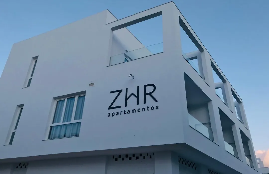 Apartamentos ZHR-1