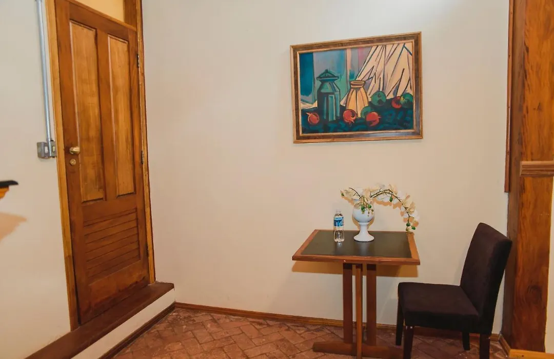 Espaço Tajj-1