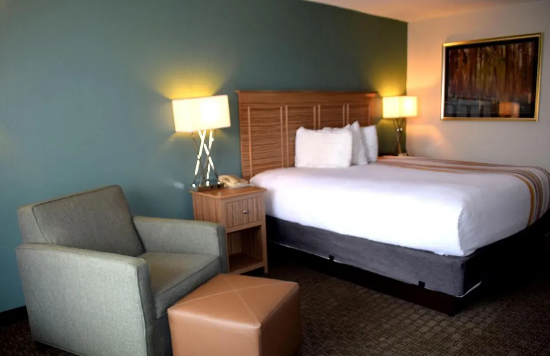 Chestnut Tree Inn - Cherokee-1