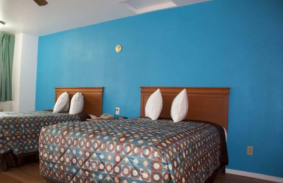 Vagabond Inn Buttonwillow I-5 Exit 253-1