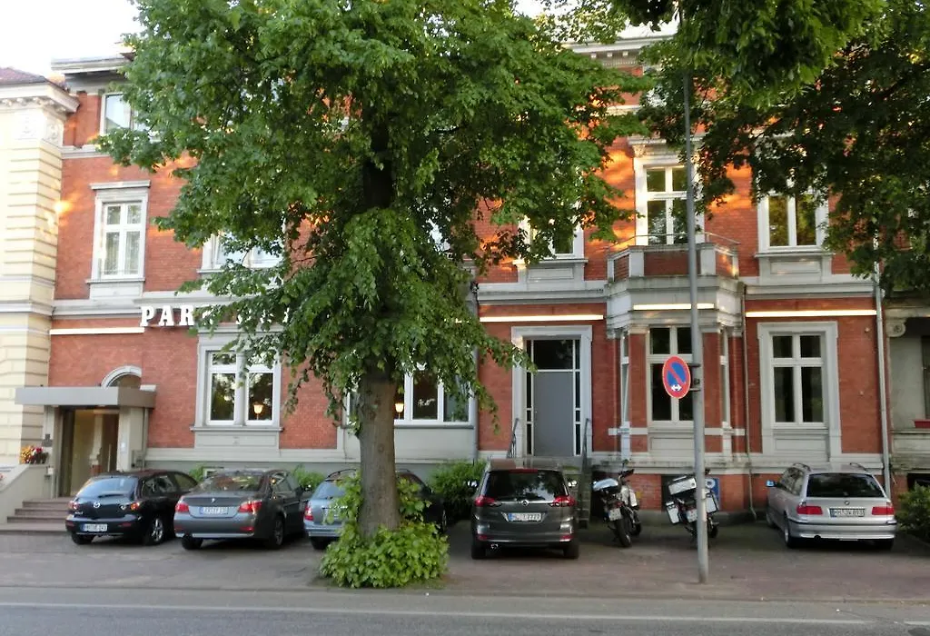 Park Hotel Am Lindenplatz-1