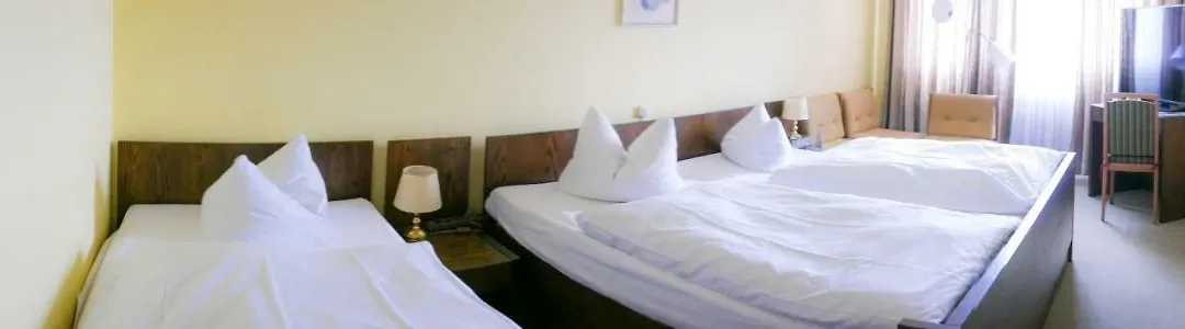 Hotel Oronto-1