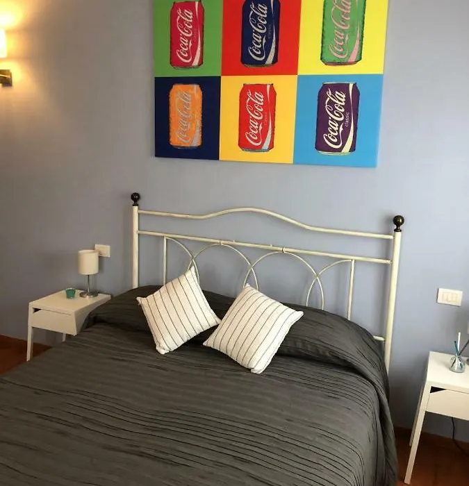 IRIDES ROOMS a un passo dai Parchi Divertimento-1