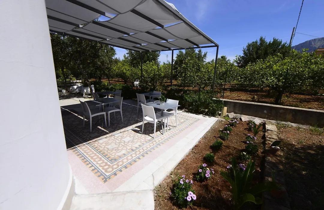 Miss Sicily B&B-1