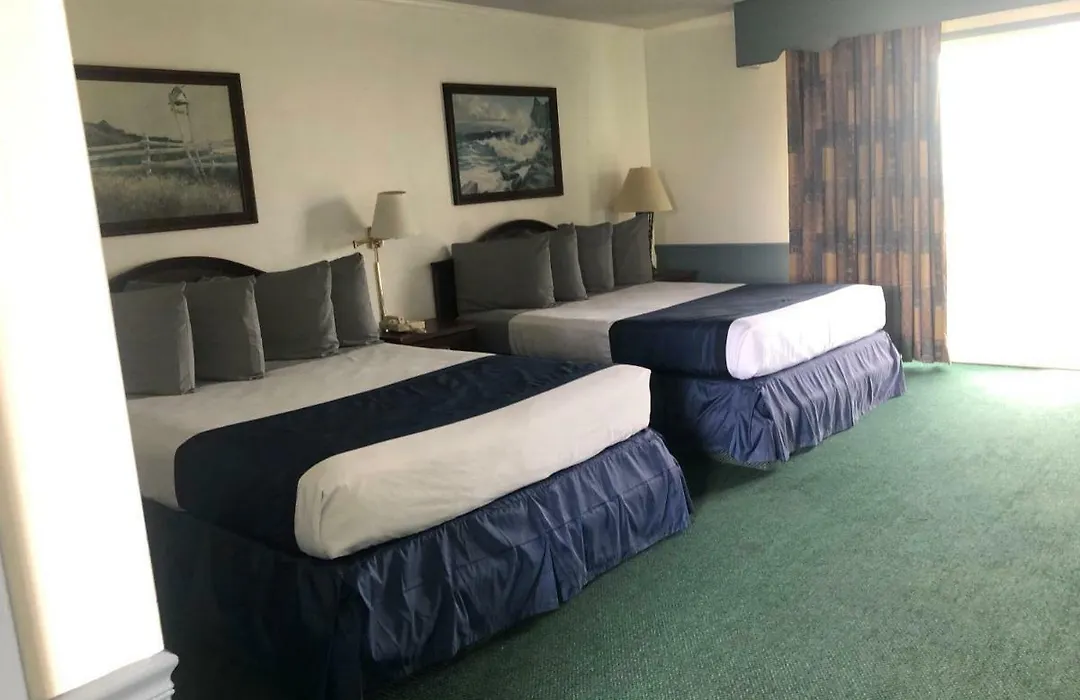 Pine Beach Inn-1