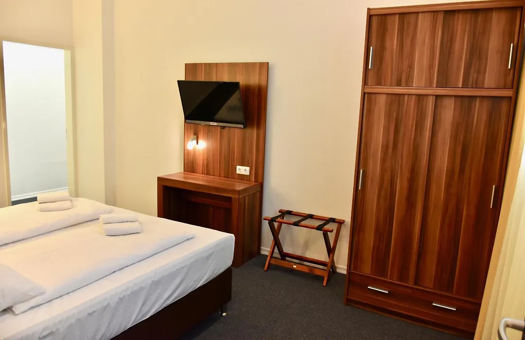 Aparthotel Christie-1