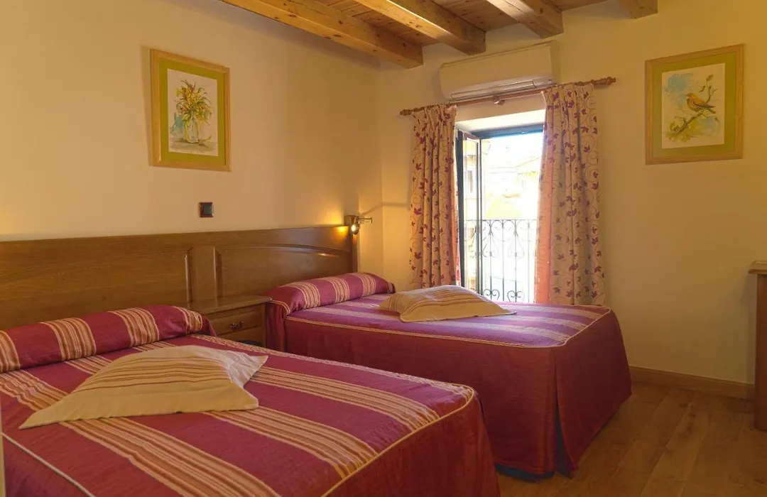 Hotel Jacobeo-1