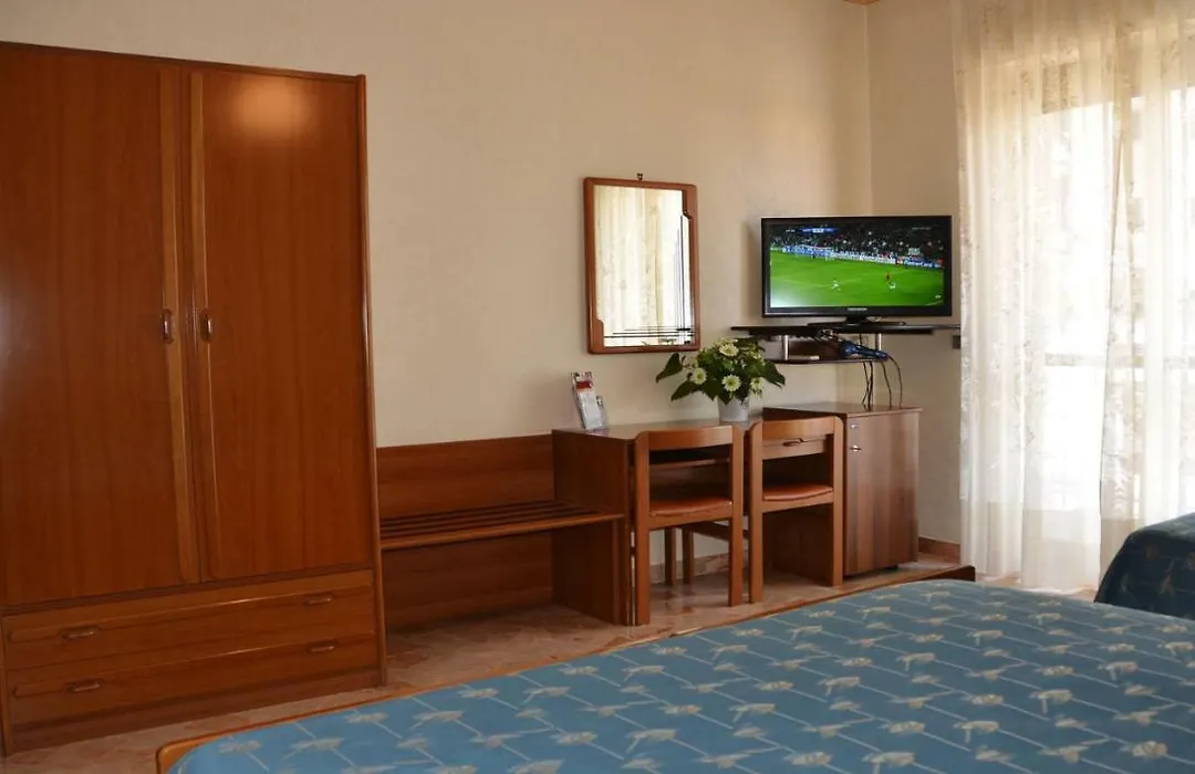 Hotel A-14-1