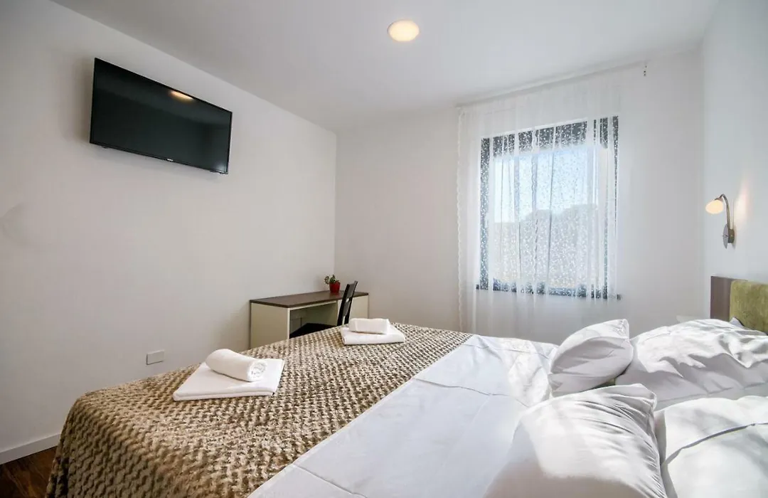Rooms K&T Sea Side Luxury-1
