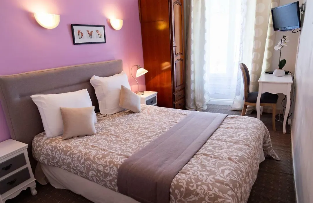 Hotel Henri IV-1