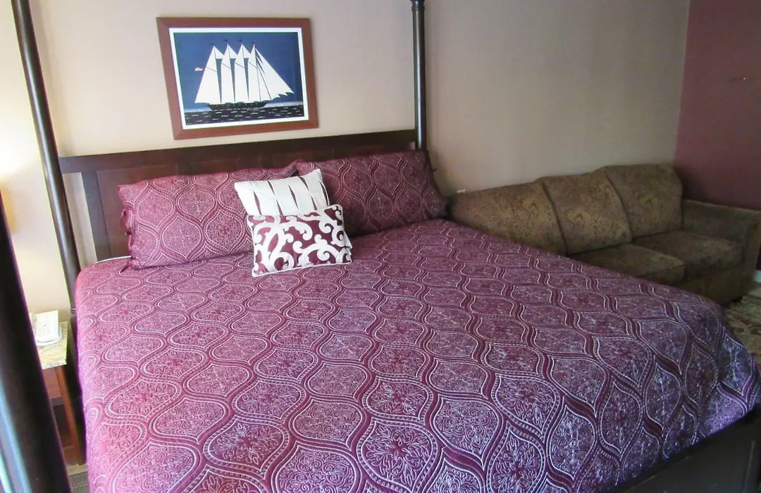 Captain Cook Inn-1
