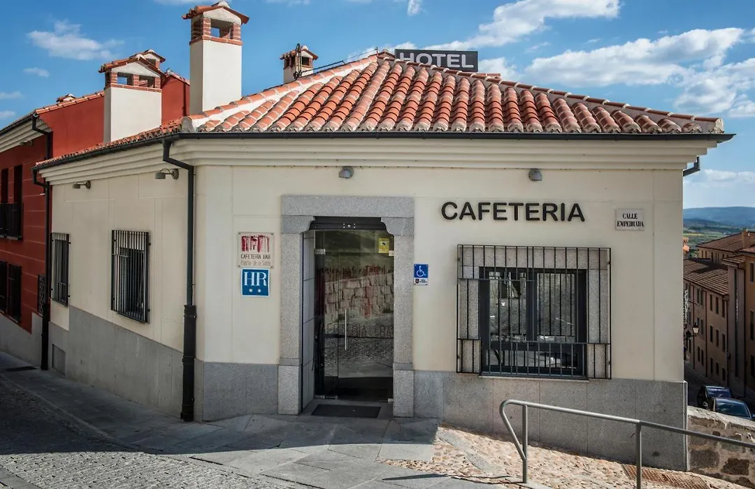 Hotel Puerta de la Santa-1