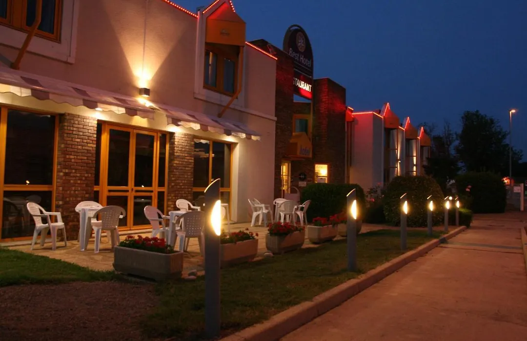 Best Hotel Sancé - Mâcon-1