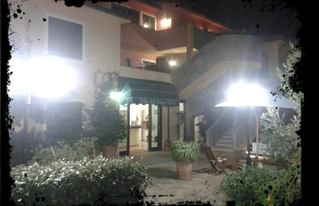 Hotel Villa Del Parco-1