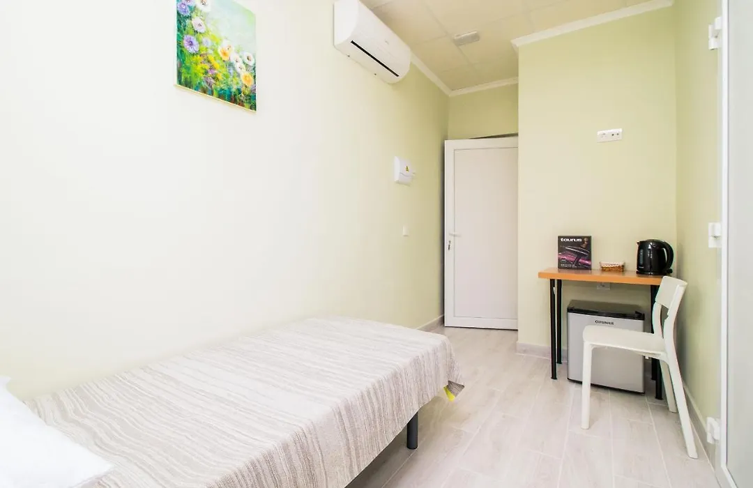 Hostal 7A-1