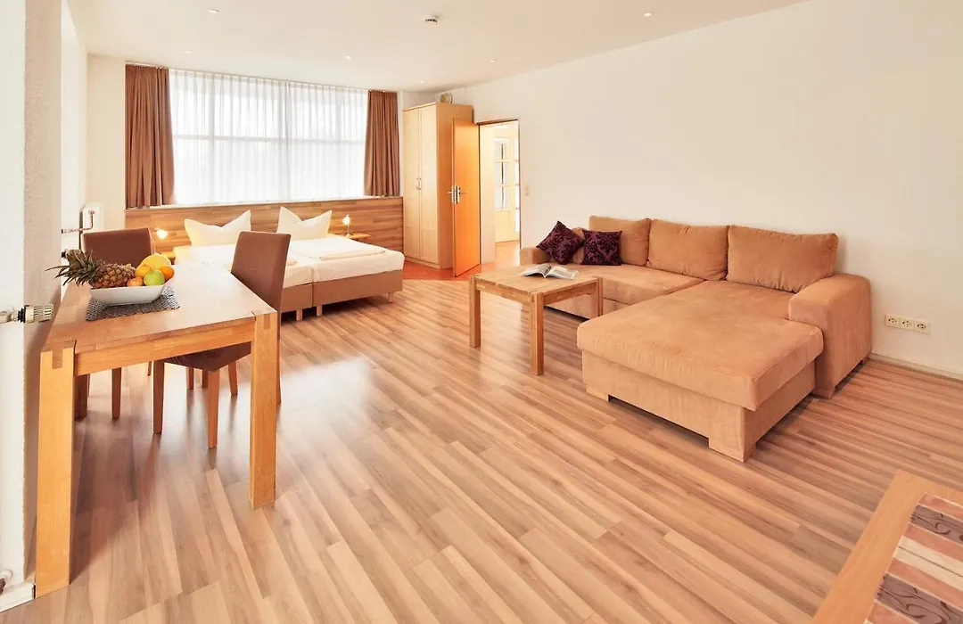 Petul Apart Hotel Ernestine-1