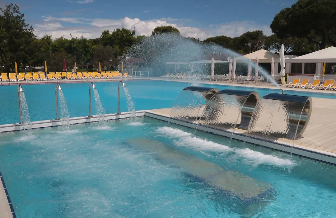 Camping Village Garden Paradiso-1