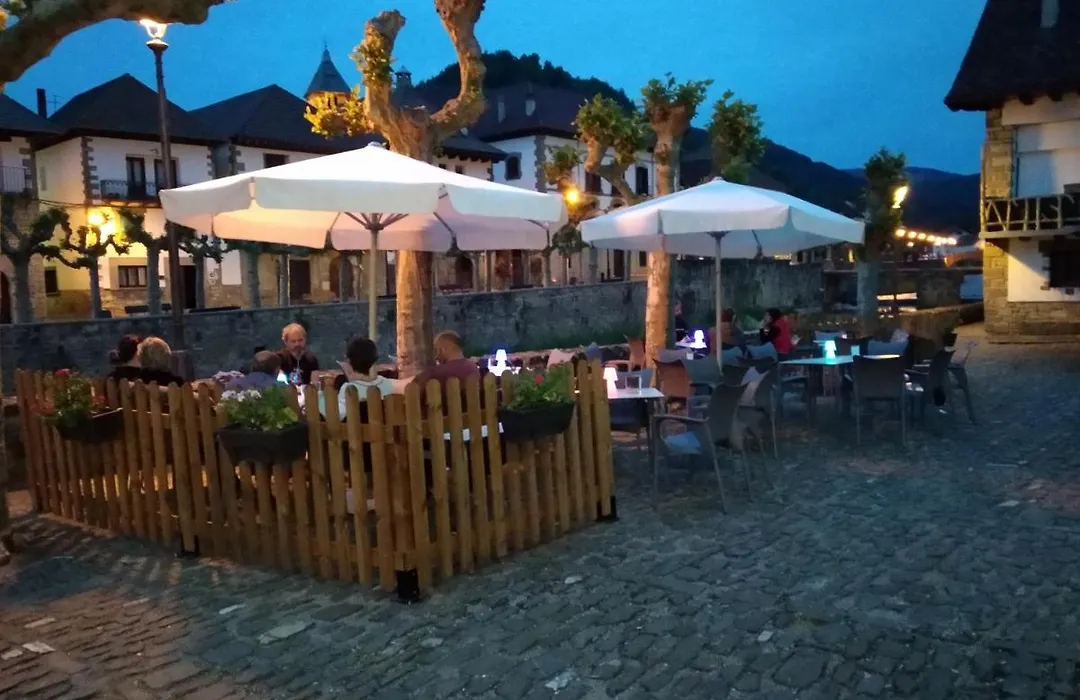 Hostal Orialde-1