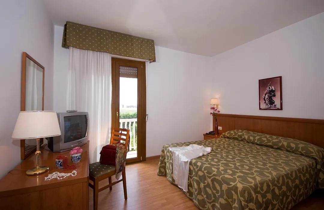 CiampinoHotel-1