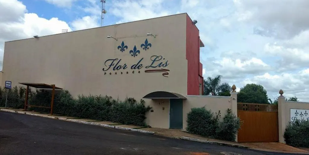 Pousada Flor de Lis-1