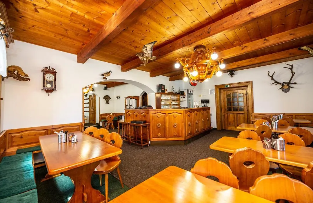 Hotel Svaty Hubert-1