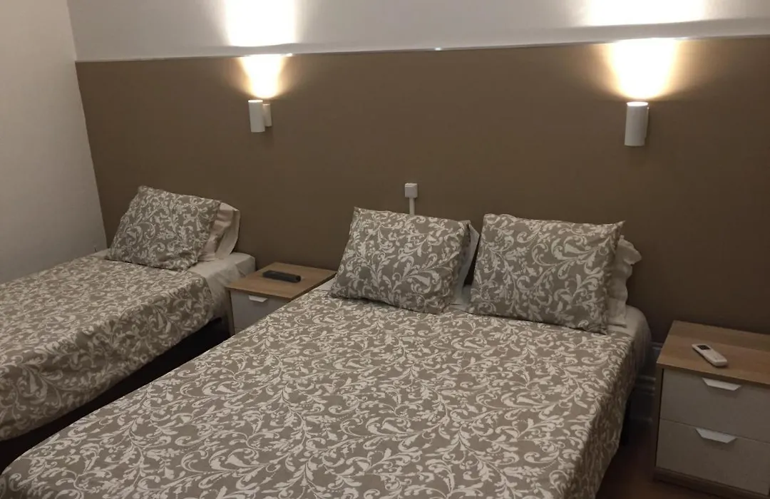 Lira Guest House B&B-1