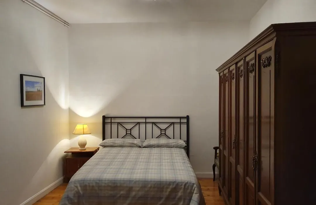 Casa Burguesa De 1900-1