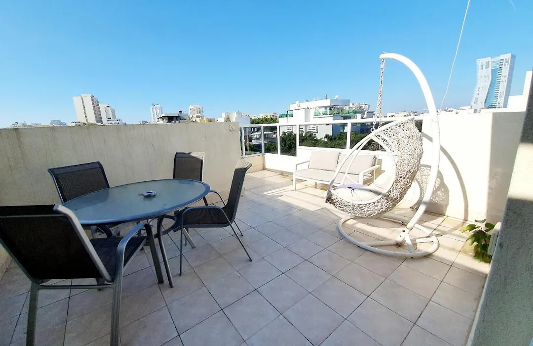 Dizengoff Sea Residence-1