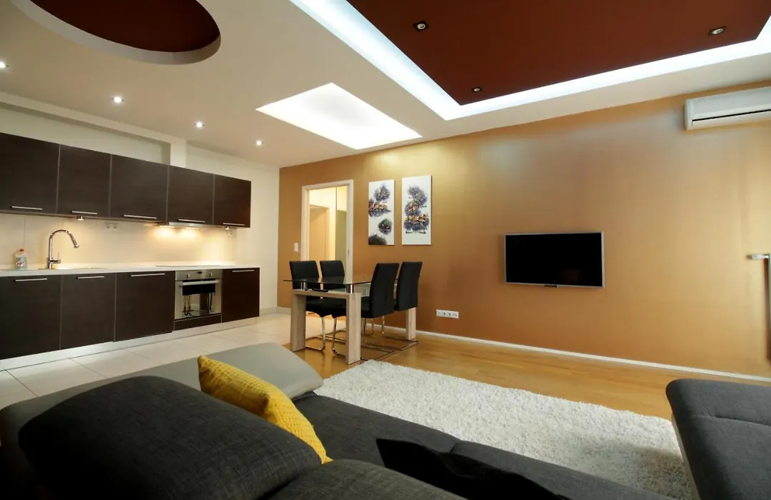 Madison Apartments-1