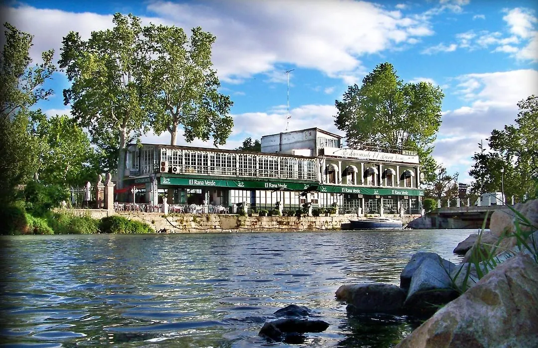 Hotel Jardín de Aranjuez-1