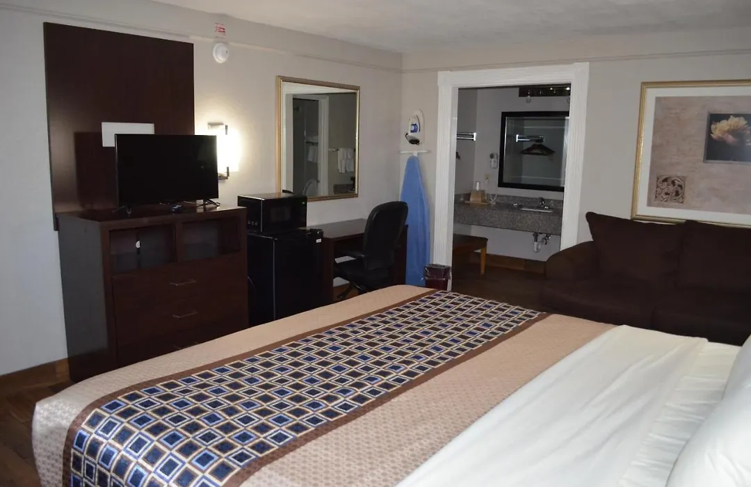 Hill Country Inn-1
