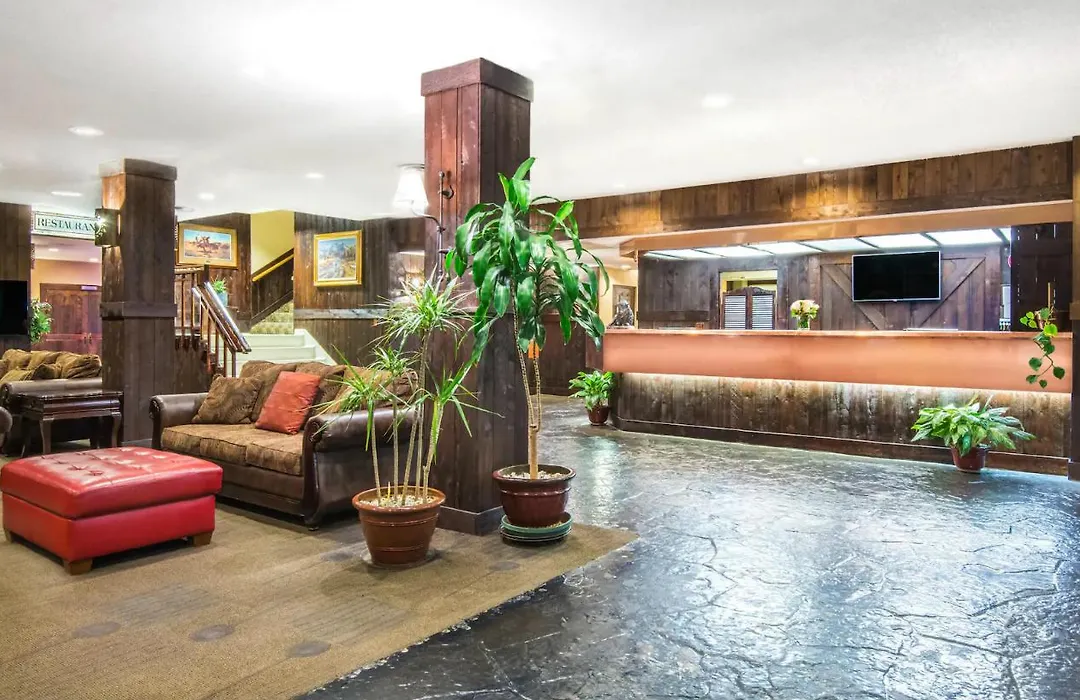 Ramada By Wyndham Denver Downtown-1