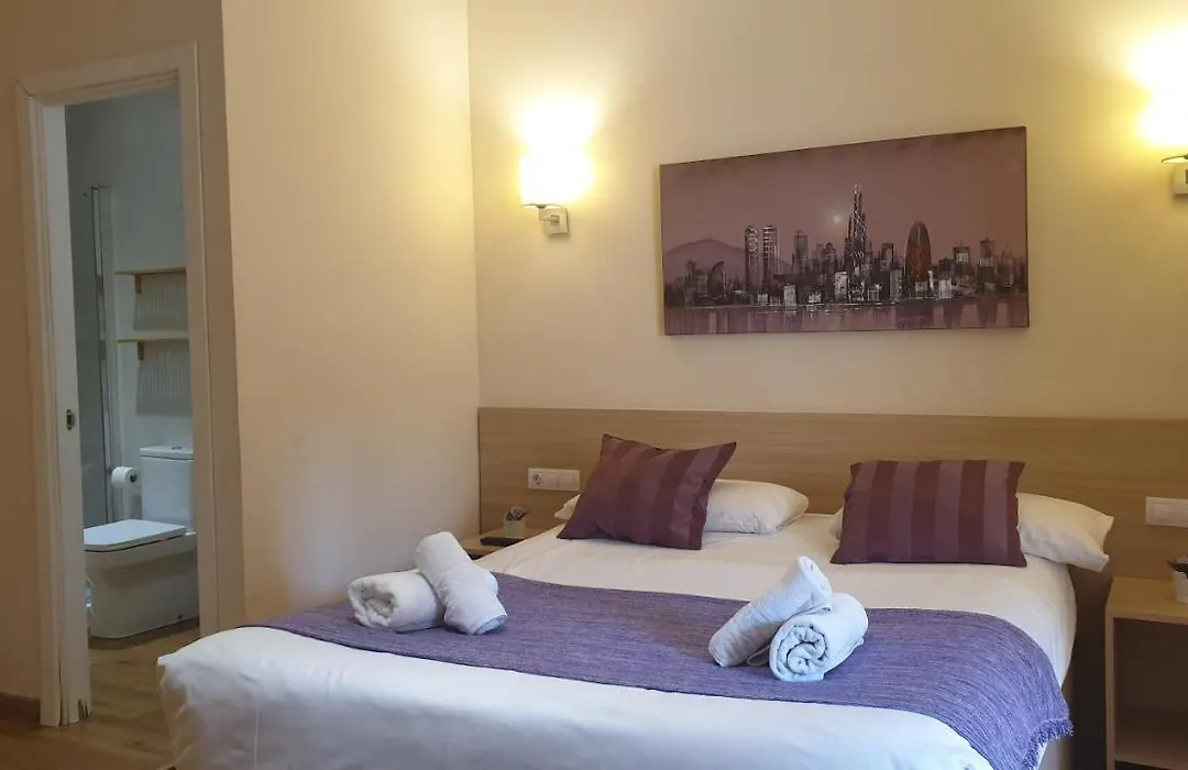 Hostal Barcelona Travel-1