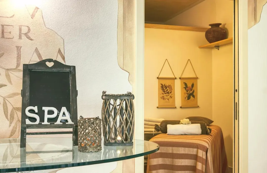 Hotel Caesar Residence & Spa-1