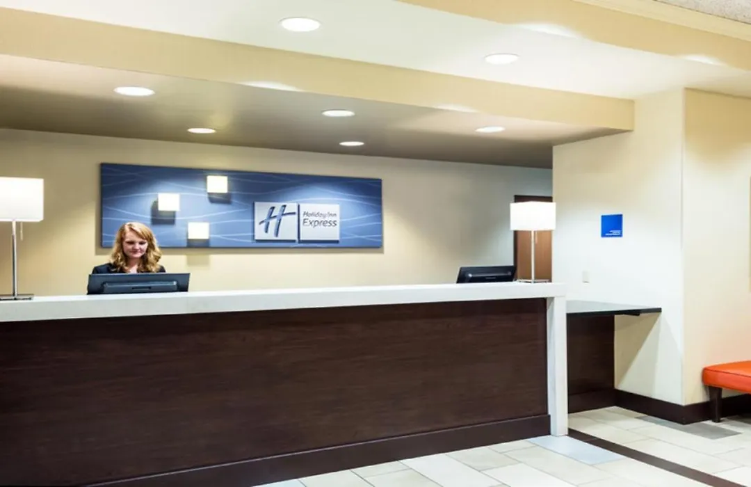 Holiday Inn Express Hotel & Suites North Seattle - Shoreline, An Ihg Hotel-1