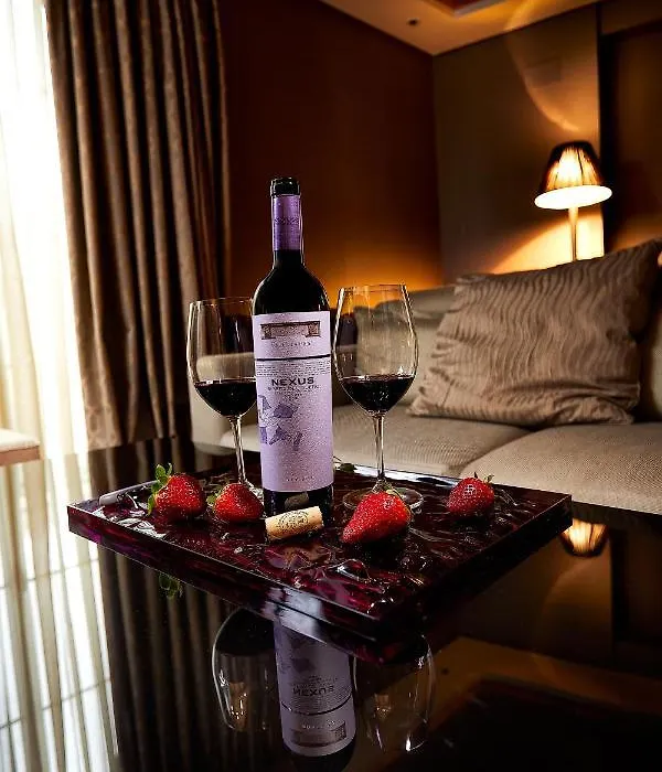 Nexus Valladolid Suites & Hotel-1