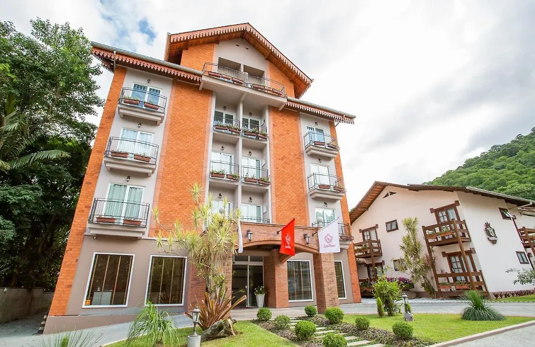Lena Rosa Premium Hotel-1
