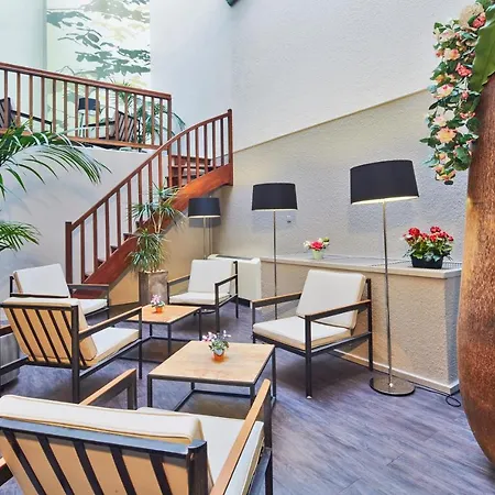 Kyriad Hotel Nevers Centre-2