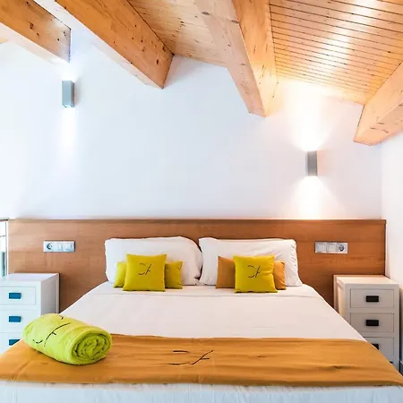 Aparthotel Las Palmeras Castelldefels-2
