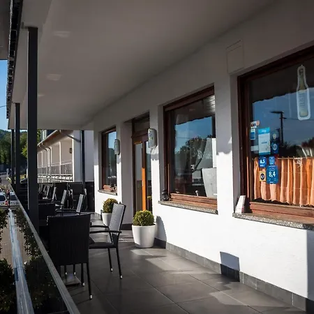 Hotel an der Nordschleife-3
