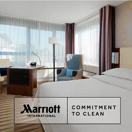 Sheraton Muenchen Westpark Hotel-3