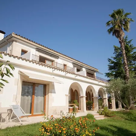 Montjuic Boutique Bed & Breakfast Girona-2